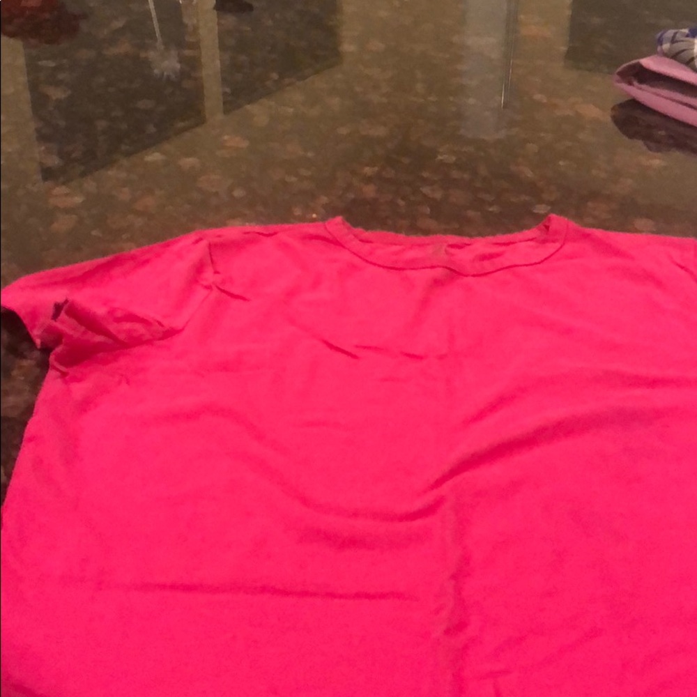 Bobbie brooks plan t shirt comfortable